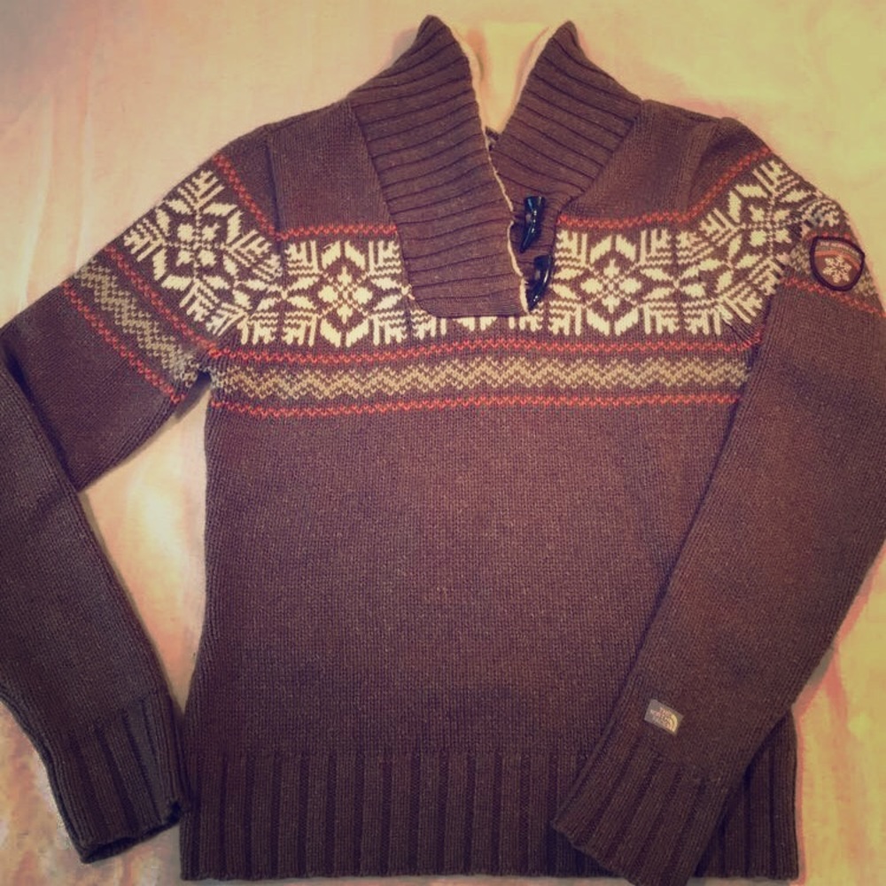 ❌SOLD❌The North Face winter sweater in brown